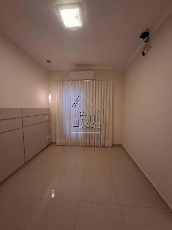 Casa, 4 quartos, 291 m² - Foto 17